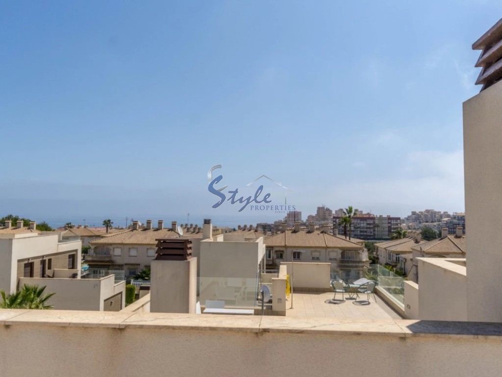 Resale - Villa - Torrevieja - Aguas Nuevas