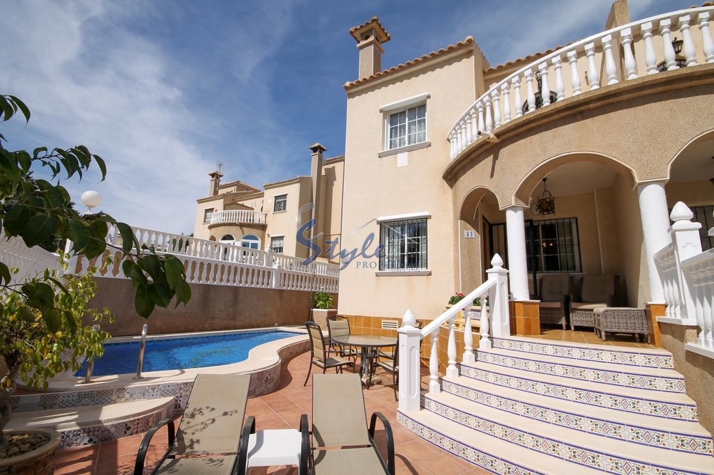 For sale semidetached house in El Galan, Villamartin, Orihuela Costa, Costa Blanca. ID1514