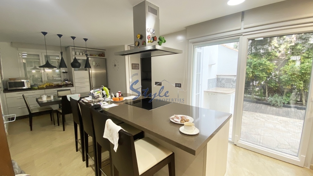 Resale - Luxury Villa - Dehesa de Campoamor