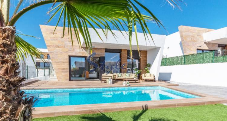 New build villas with the pool for sale in Benidorm, Costa Blanca, Spain.ON529