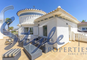 Resale - Villa - Cabo Roig