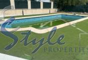 Buy villa with pool and private garden for sale in Callosa del Segura, Orihuela Costa. ID 6048