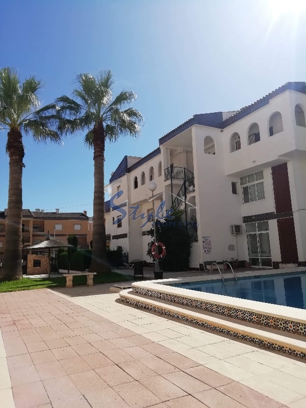 for sale cheap apartment in Punta Prima, Torrevieja, Costa Blanca, Spain ID1339