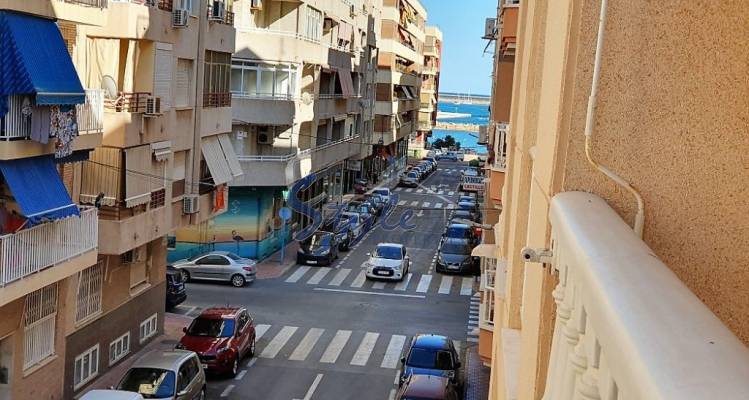 For sale apartment 100 m from the beach in Torrevieja, Costa Blanca, Spain. ID1619