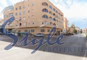 Buy apartment on the beach in Parque Las Naciones, Torrevieja, Costa Blanca. ID: 6143 