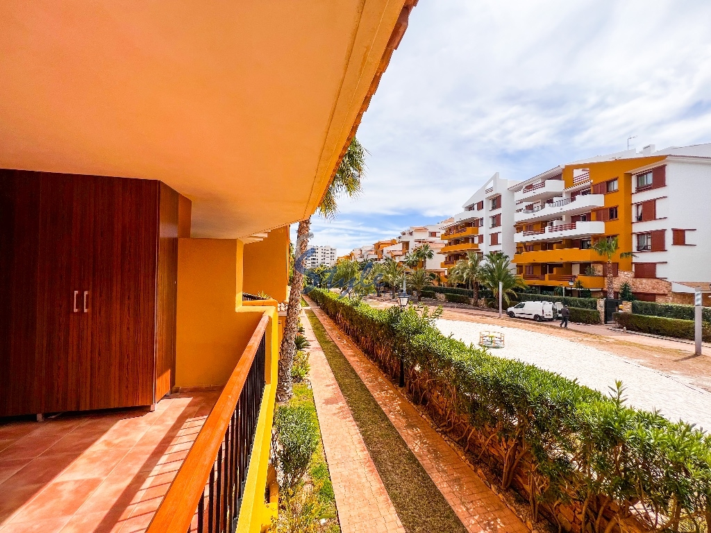 Resale - Apartment - Punta Prima