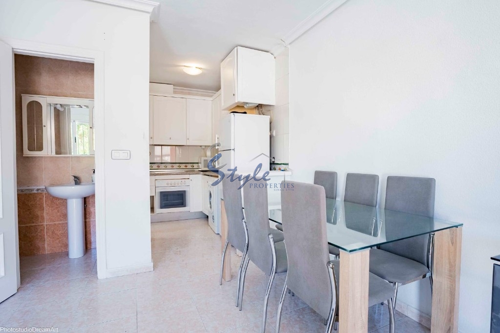 Buy semidetached house with garden and pool in Torrevieja. ID 6154