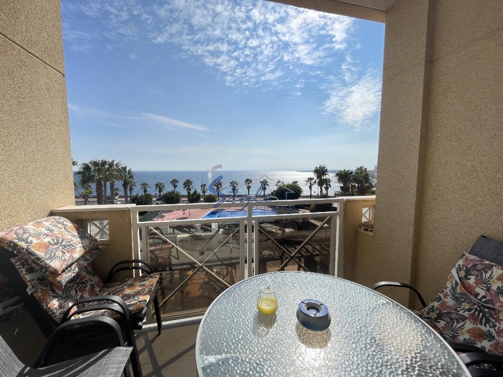Frontline apartment with sea view for sale in Cabo Roig, Costa Balnca, Spain. ID1628