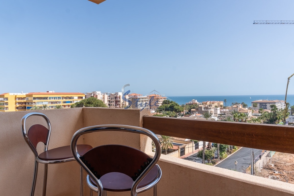 For sale beachside  apartment in La Entrada, Punta Prima, Costa Blanca, Spain. ID1629