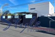 Resale - Villa - Torrevieja