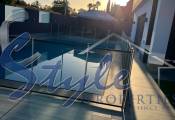 Resale - Villa - Torrevieja