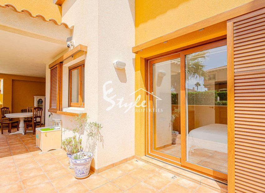3-Bedroom Modern  Apartment for Sale in Punta Prima , La Recoleta, Just 100 Metres from the Sea. Costa Blanca, Spain. ID 3665