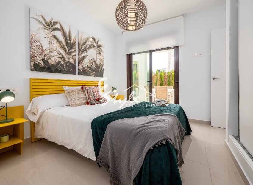 Adosadas en venta en La Finca Golf, Costa Blanca, España. ON1704_D