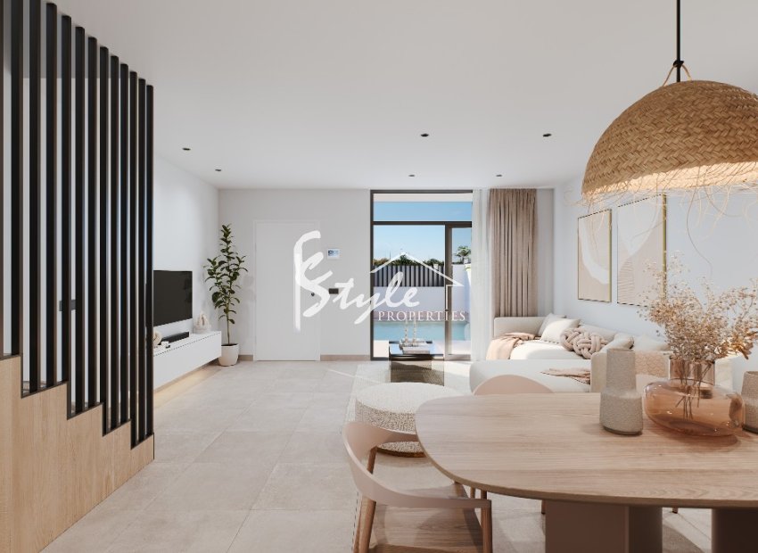 Adosadо de obra nueva en venta en San Pedro del Pinatar, Murcia, España. ON1620