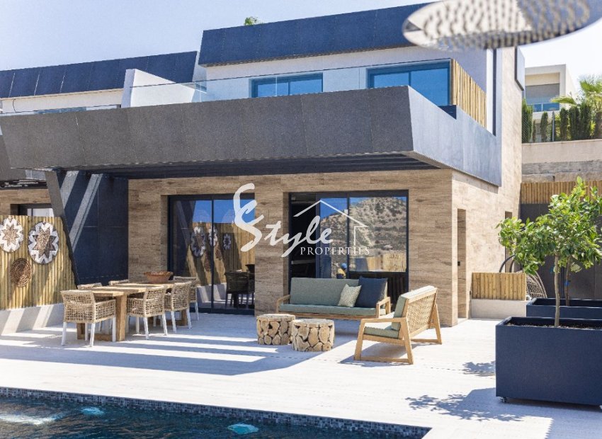 Adosado nuevo llave en mano en venta en Rojales, Costa Blanca, España. ON1764