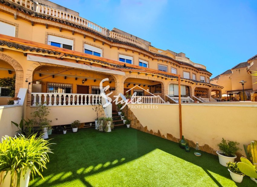 Adosado Reformado en Venta en Guardamar del Segura | Vivienda en Costa Blanca Sur. ID2293