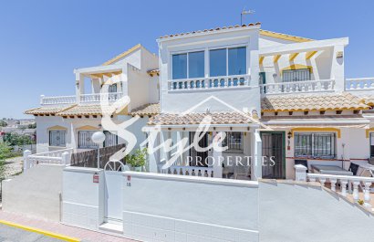 Adosado - Resale - Los Altos - Los Altos