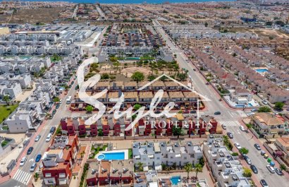 Adosado - Вторичное жилье - Torrevieja - CI-48730