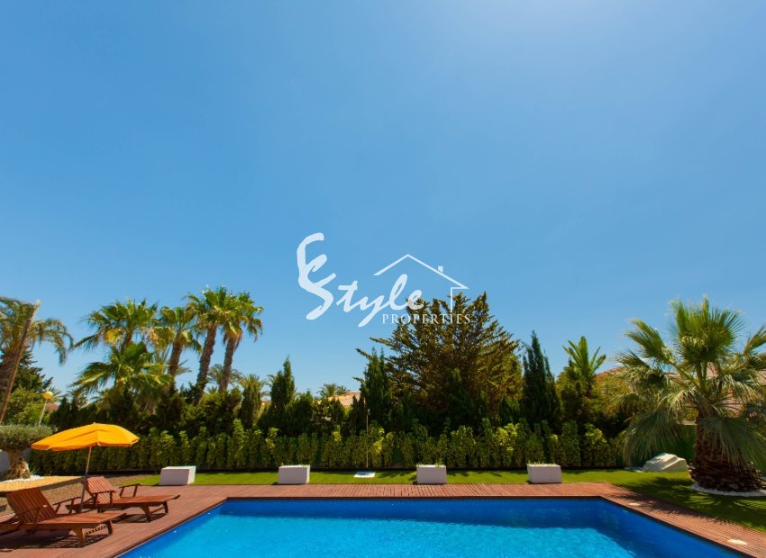 Alquiler corta estancia - Villa - Cabo Roig