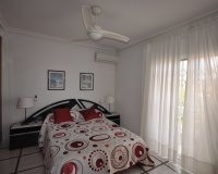 Alquiler corta estancia - Villa - La Zenia