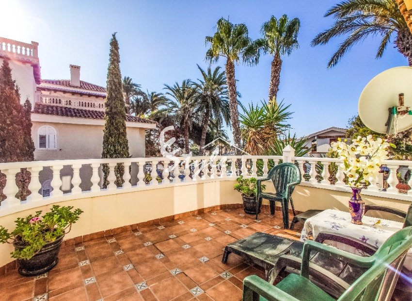 Alquiler corta estancia - Villa - La Zenia