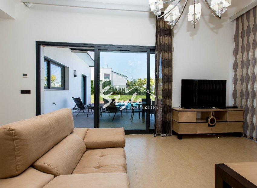 Alquiler corta estancia - Villa - Santiago de Ribeira - Santiago de la ribera