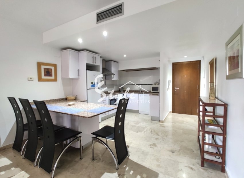 Alquiler en La Entrada, Punta Prima, Torrevieja, Costa Blanca