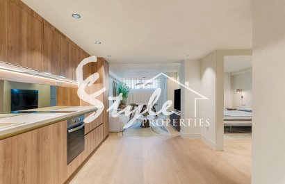 Apartament  - Resale - Alicante - Alicante