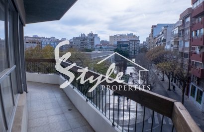 Apartament  - Resale - Alicante - Center