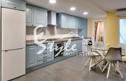Apartament  - Resale - Alicante - Center