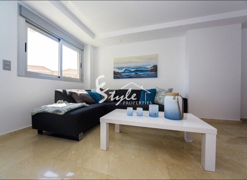 Apartamento de obra nueva en venta en Villamartín, Costa Blanca, España.ON1905