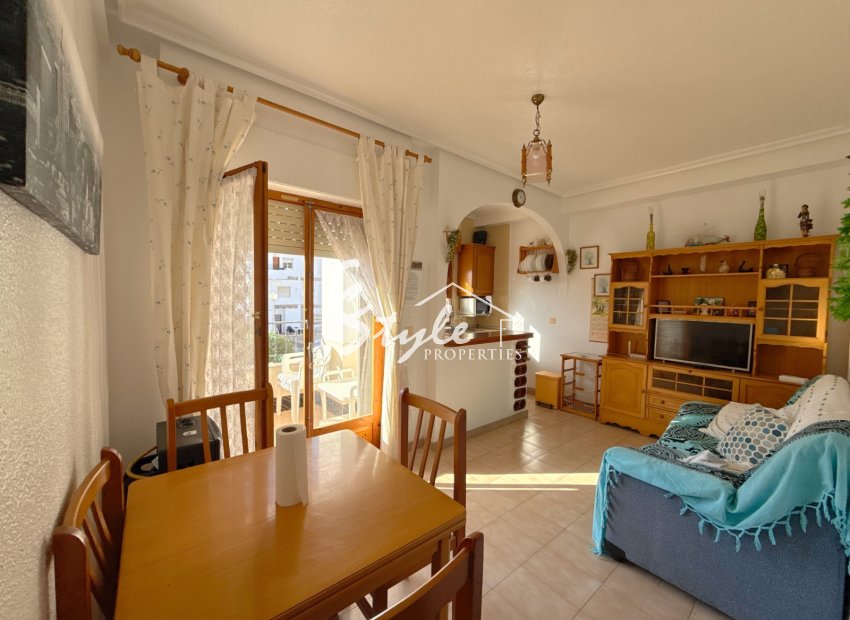 Apartamento en venta cerca de la playa en Punta Prima , Costa Blanca,. ID 2744