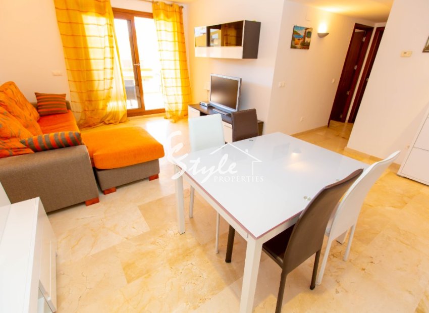 Apartamento para alquiler a corto plazo en comunidad cerrada ¨Parque Recoleta¨ en Punta Prima, Orihuela Costa, Costa Blanca, España. ID103