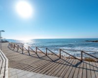 Apartamento para alquiler a corto plazo en comunidad cerrada ¨Parque Recoleta¨ en Punta Prima, Orihuela Costa, Costa Blanca, España. ID103