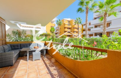 Apartamento - Resale - Punta Prima - EE2686