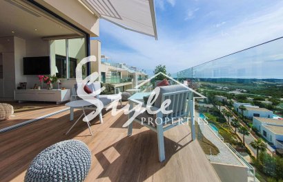 Apartamento - Reventa - Las Colinas Golf - Las Colinas Golf