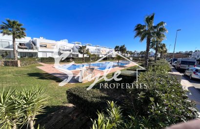 Apartamento - Reventa - Orihuela-Costa - Vistabella Golf