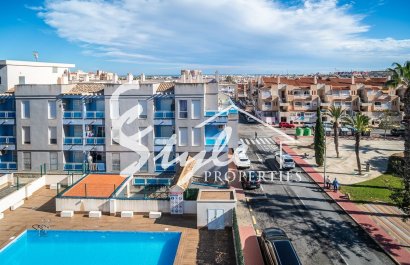 Apartamento - Reventa - Torrevieja  - Calas Blancas