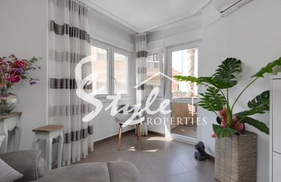 Apartamento - Reventa - Torrevieja - calle Torreviejensen Ausentes
