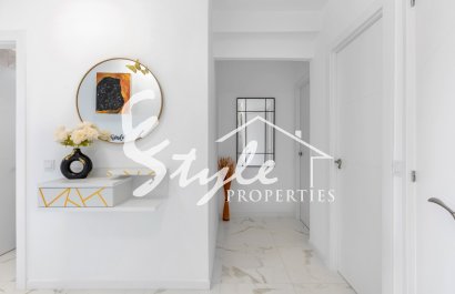 Apartamento - Reventa - Torrevieja  - La Mata