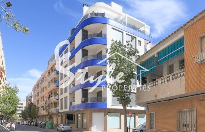Apartamento - Вторичное жилье - Torrevieja - CB-33386