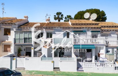 Apartamento - Вторичное жилье - Torrevieja - Lago Jardin