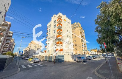 Apartamento - Вторичное жилье - Torrevieja - LE-45876