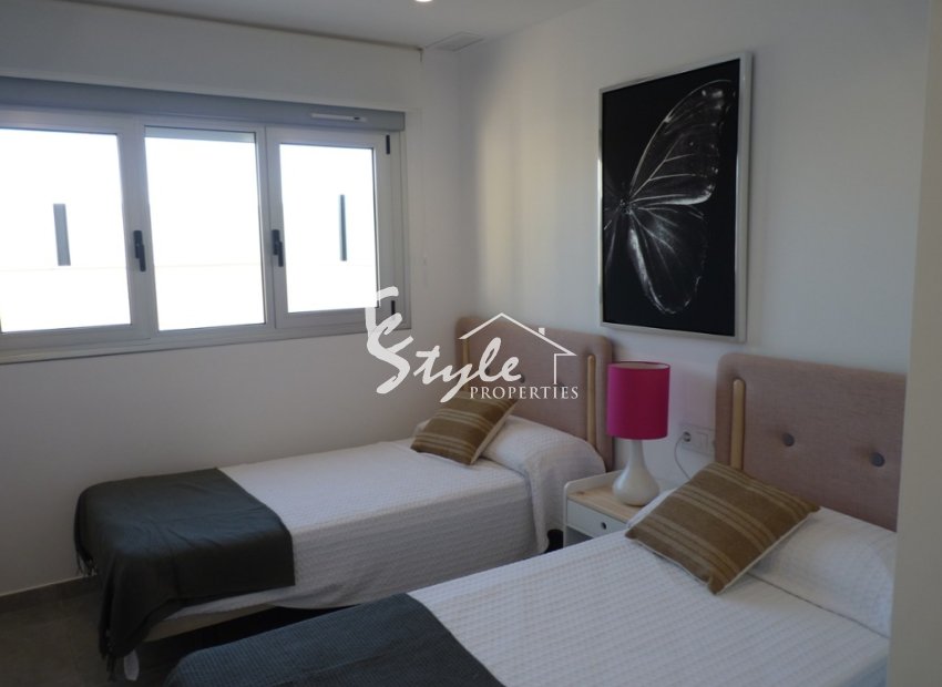 Apartamentos de obra nueva en Pilar de La Horadada, Costa Blanca, España. ON1512_A