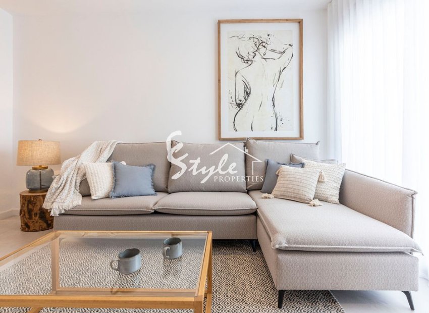 Apartamentos de obra nueva en venta en Pilar de la Horadada, Costa Blanca, España.ON1479_A