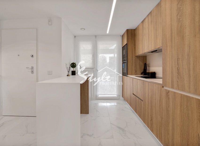 Apartamentos de obra nueva en venta en Torrevieja, Alicante, Costa Blanca, España ON1493_3