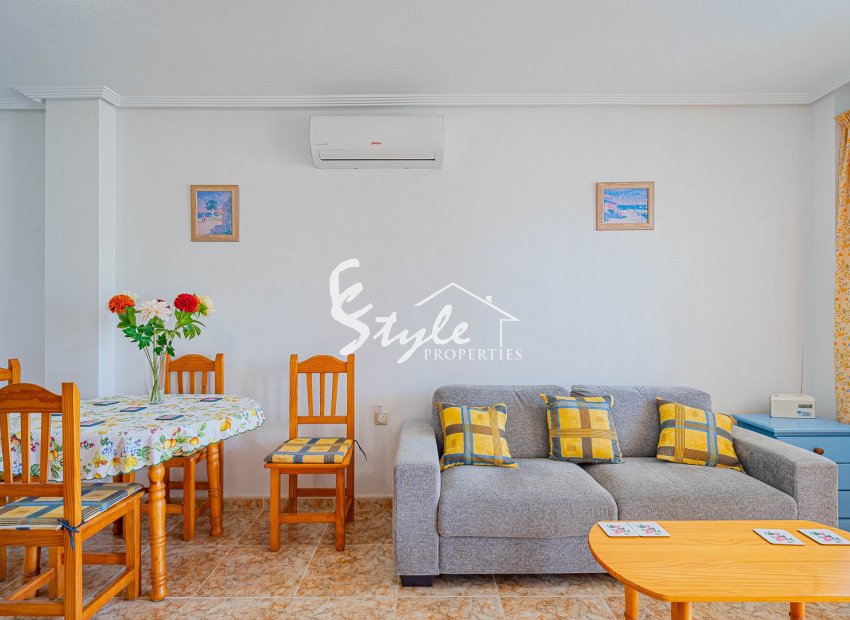 Apartment for sale in Punta Prima, Cinuelica, Los Altos – Costa Blanca, Spain. ID 2646