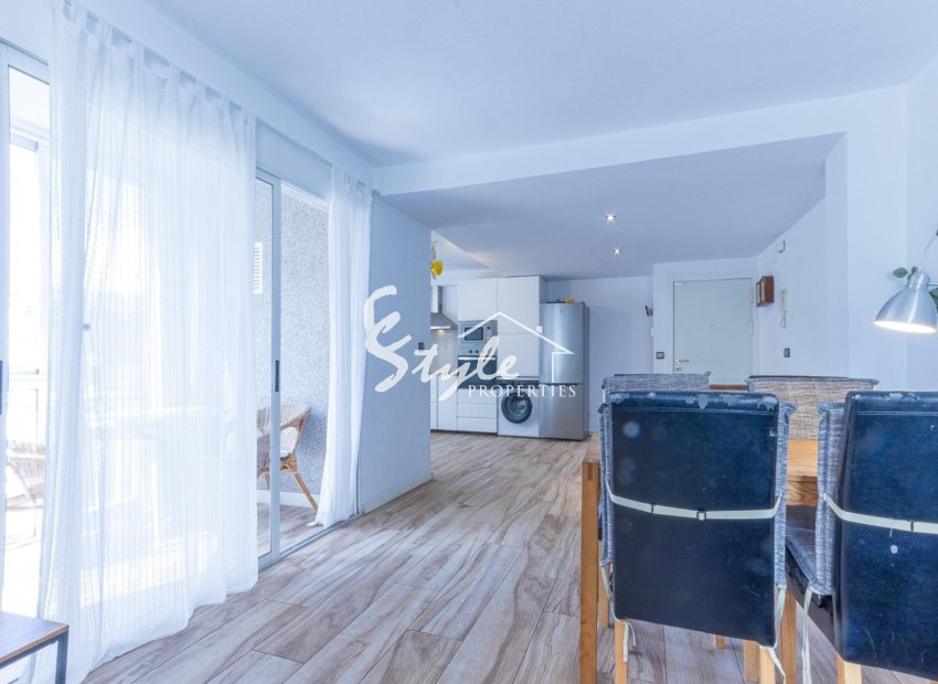 Apartment for Sale near Playa del Cura, Torrevieja – Costa Blanca Property with Pool. ID2715