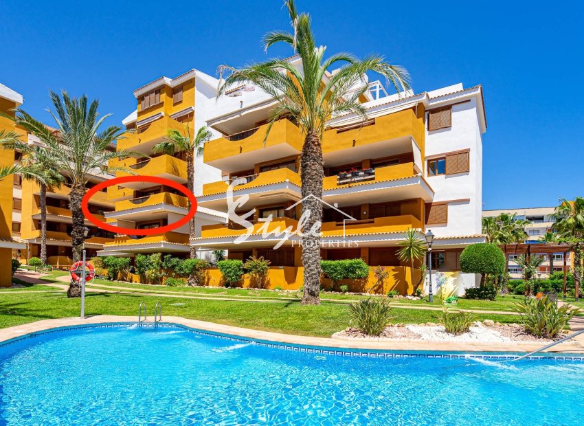 Apartment for sale with South-Facing Terrace and Pool Views in La Entrada – Punta Prima, Costa Blanca, Spain. ID 3949