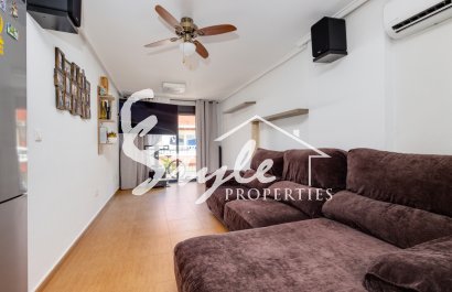 Apartment - Resale - Torrevieja - Calle Finlandia